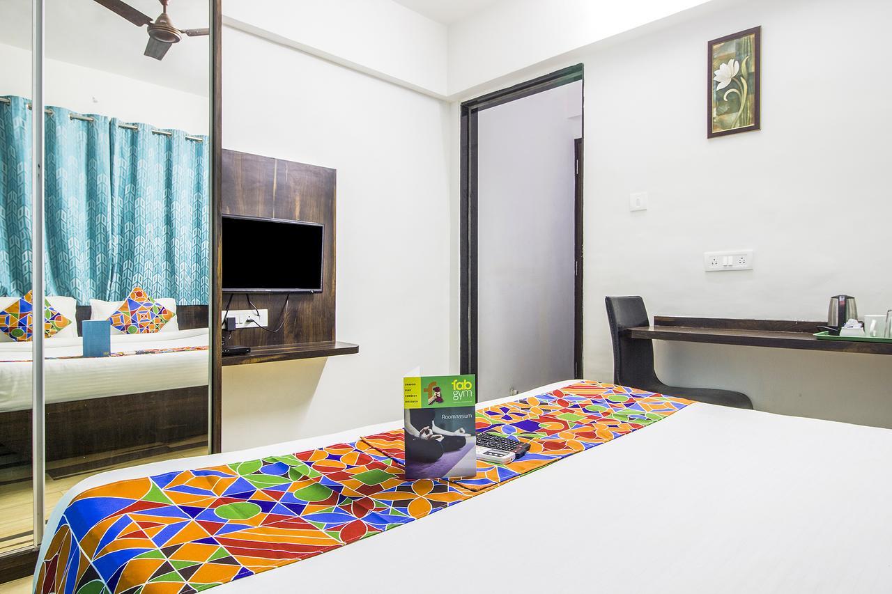 Fabhotel Pruthamesh Pride Nashik Ngoại thất bức ảnh
